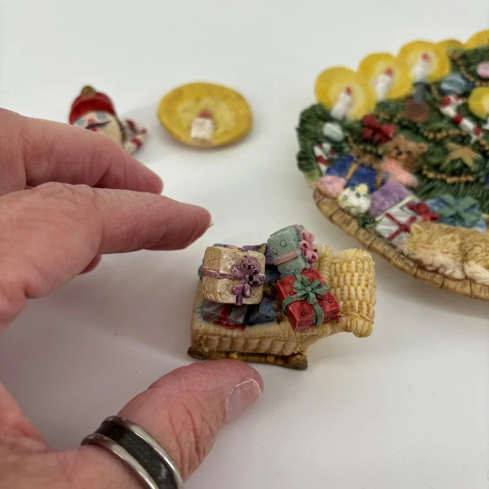 Vintage Popular‎ Imports Christmas Tree Figurine Multicolor Resin 1997 Nostalgic